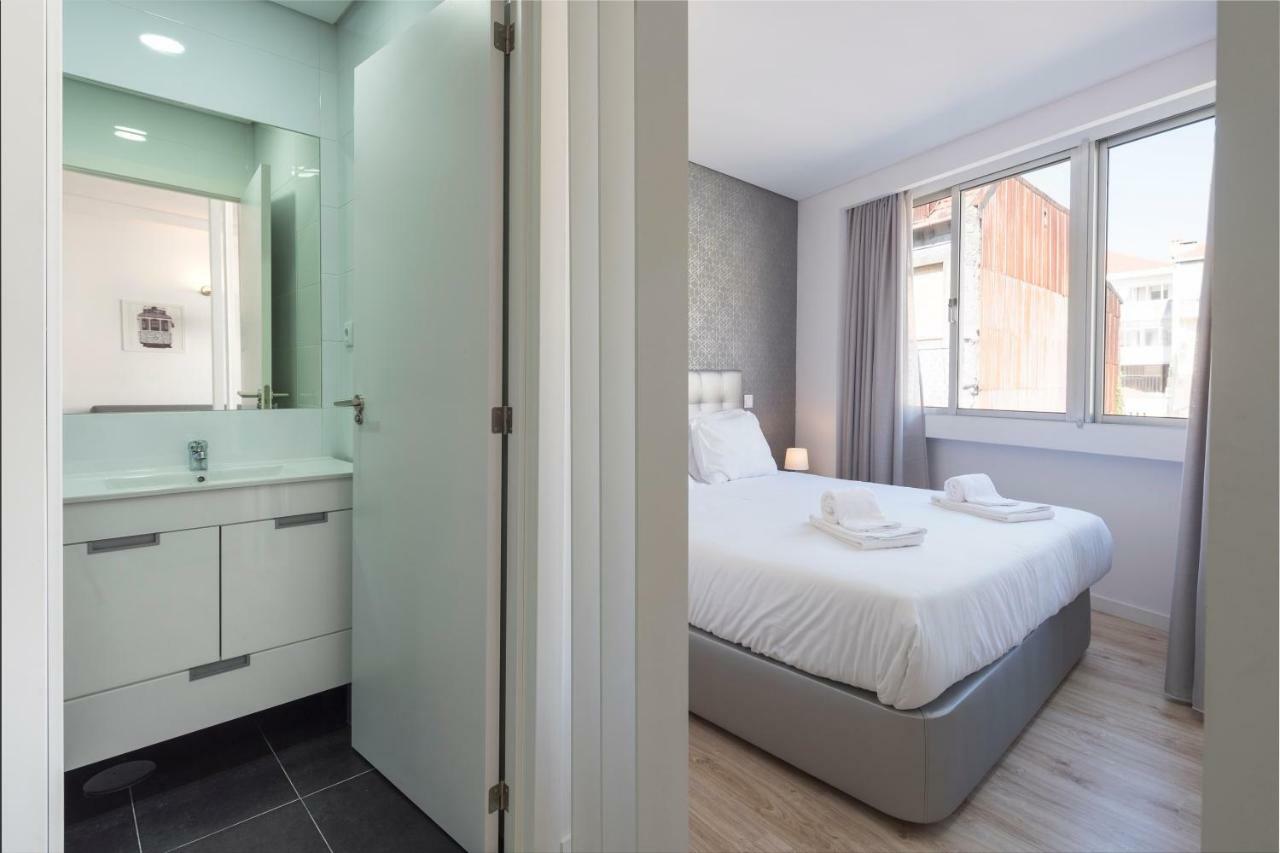 Lovelystay - Modern Flat In Alegria Porto Bagian luar foto